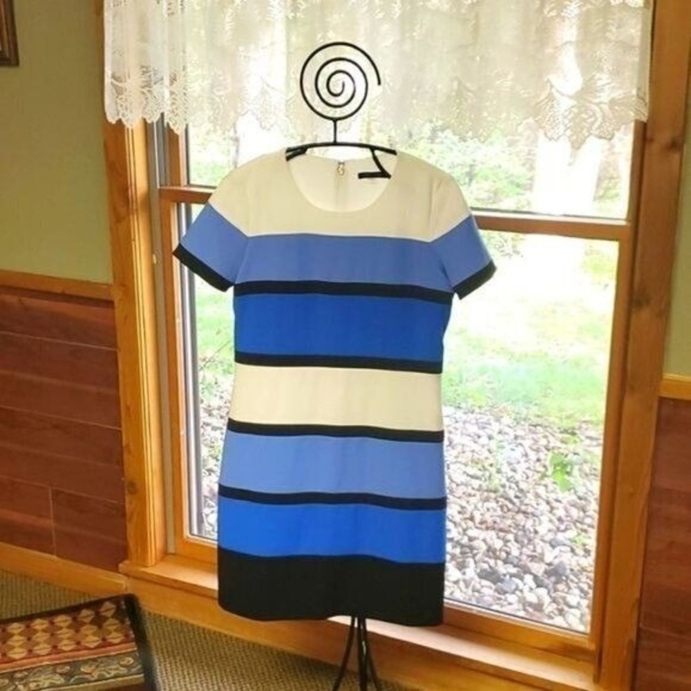Tommy Hilfiger Embellished‎ Lined Short Sleeve Zippered Horizontal Sz. 8 Dress